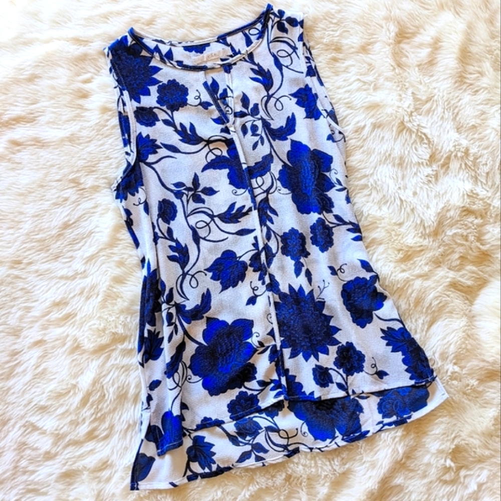 Blue Floral Sleeveless Blouse